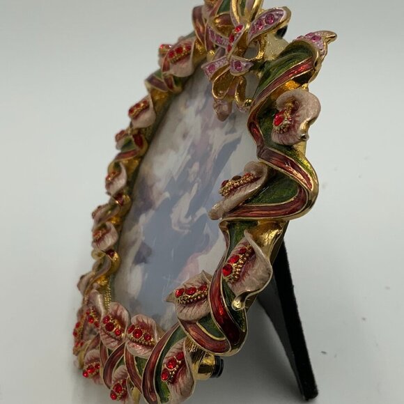 NEW Heart Shape Enameled Gold Toned Picture Frame Red Rhinestones & Green Leaves - Picture 2 of 6